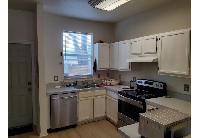 4415 SW 34TH ST #803 Condo photo 9
