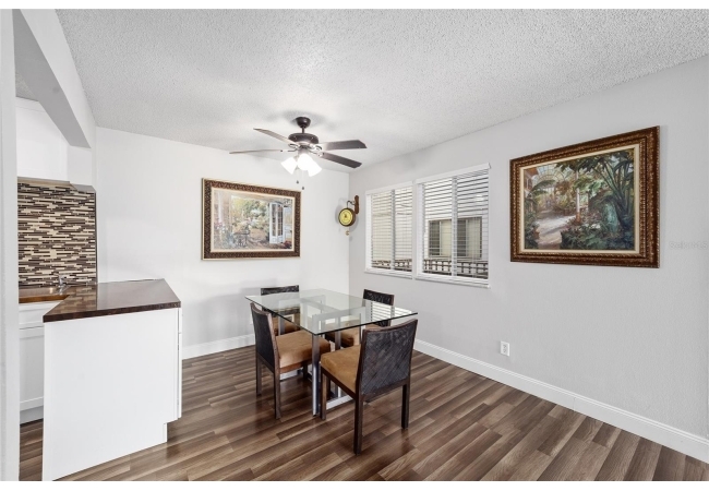 6519 W NEWBERRY RD #1210 Condo photo 8