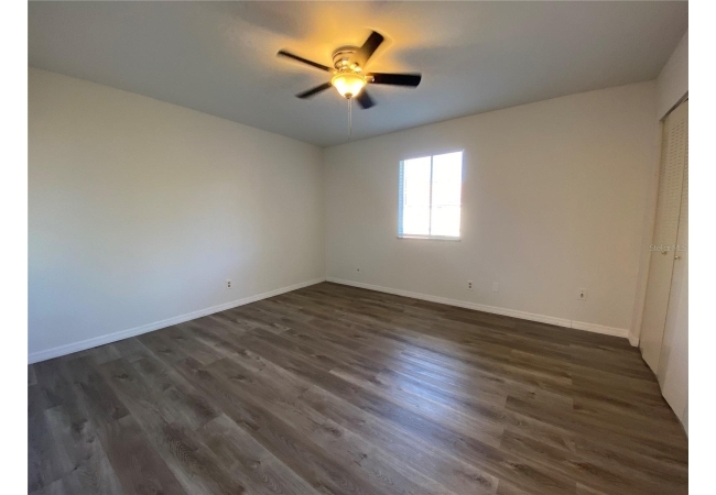 6519 W NEWBERRY RD #1211 Condo photo 8