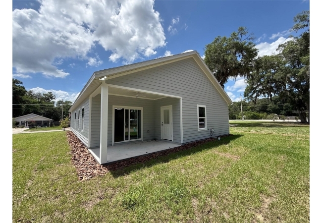2013 SE 45TH TER House photo 5