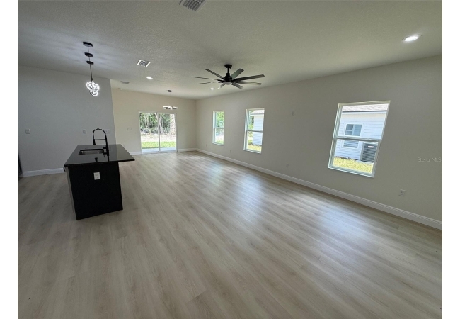 2013 SE 45TH TER House photo 6