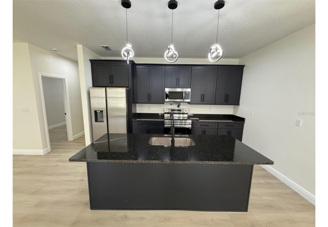 2013 SE 45TH TER House photo 8