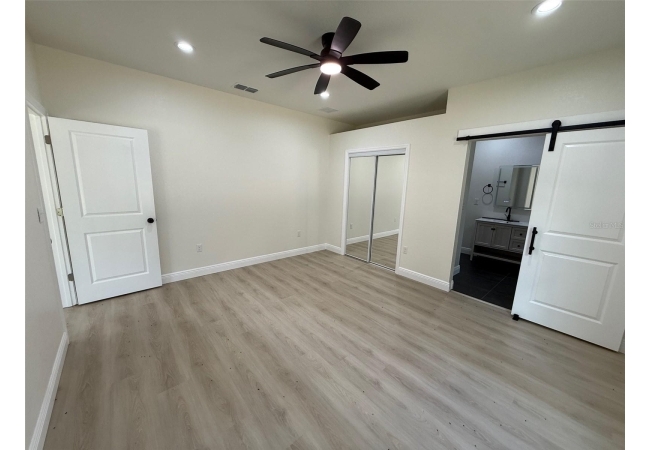 2013 SE 45TH TER House photo 10