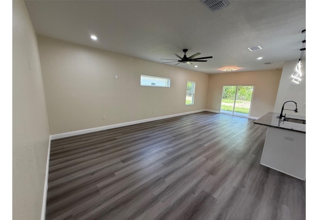 2027 SE 45 TER House photo 5