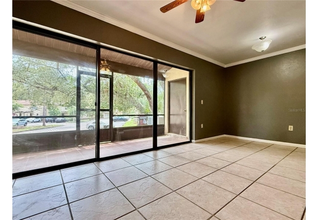 2735 SW 35TH PL #601 Condo photo 11