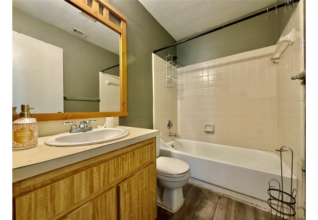 2735 SW 35TH PL #601 Condo photo 16