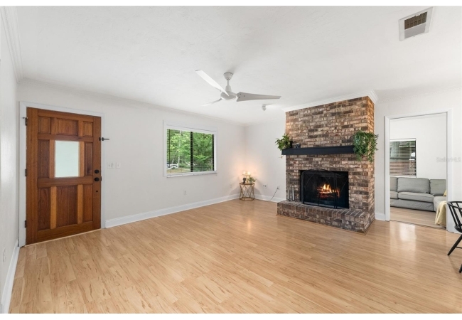 4209 NW 29TH TER House photo 4