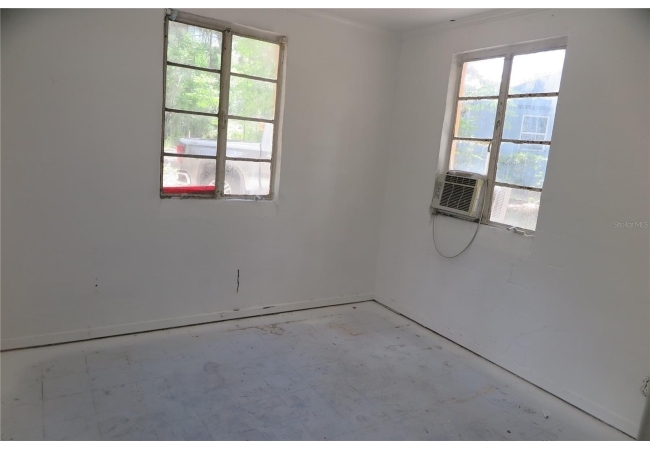 1105 SE 6TH AVE House photo 2