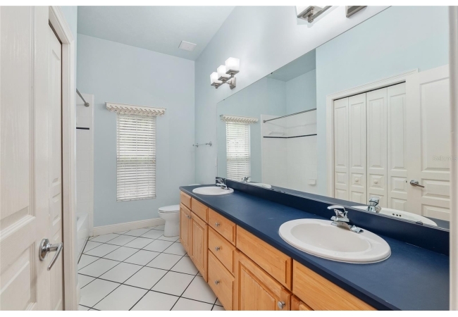 10511 SW 17TH PL House photo 37