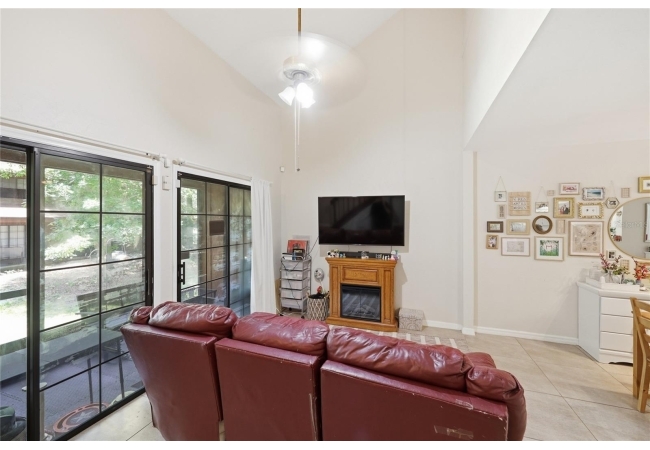 920 SW 55TH TER Condo photo 13