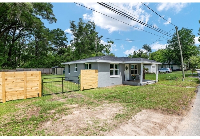 15014 NW 135TH TER House photo 46
