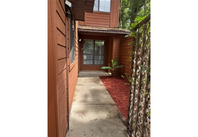 5510 SW 8TH PL Condo photo 2