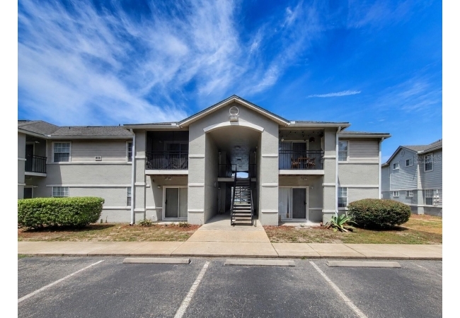 3705 SW 27TH ST #818 Condo photo 1