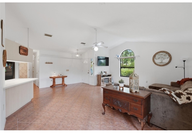 17026 SOUTHSIDE CT House photo 6