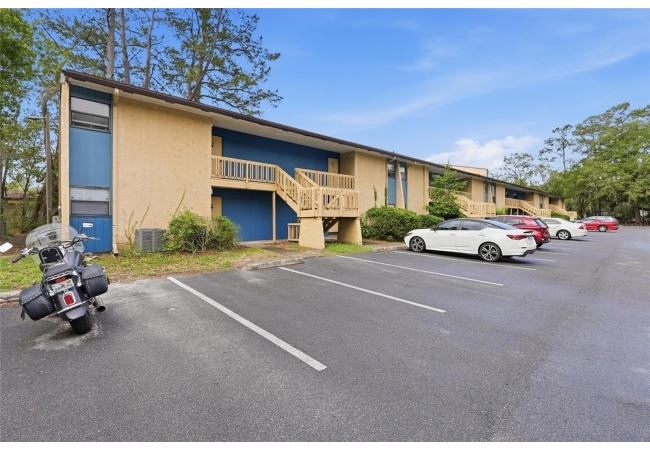 2811 SW ARCHER RD #Y232 Condo photo 6