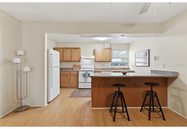 2811 SW ARCHER RD #Y232 Condo photo 8