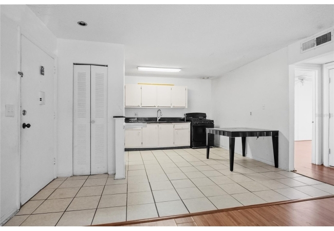 1700 SW 16TH CT #J24 Condo photo 7
