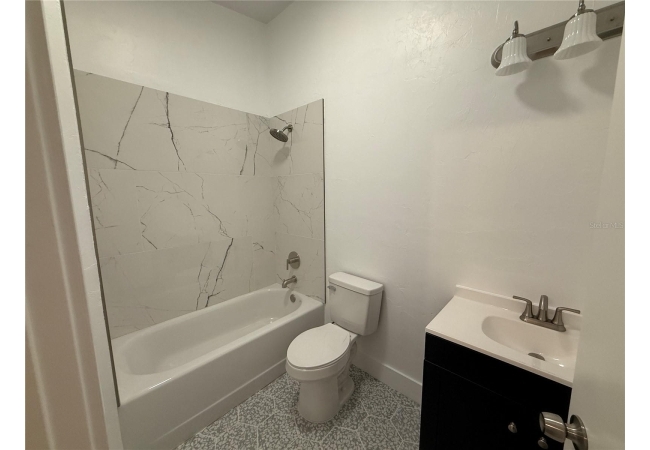 7020 SW 45TH AVE Condo photo 10