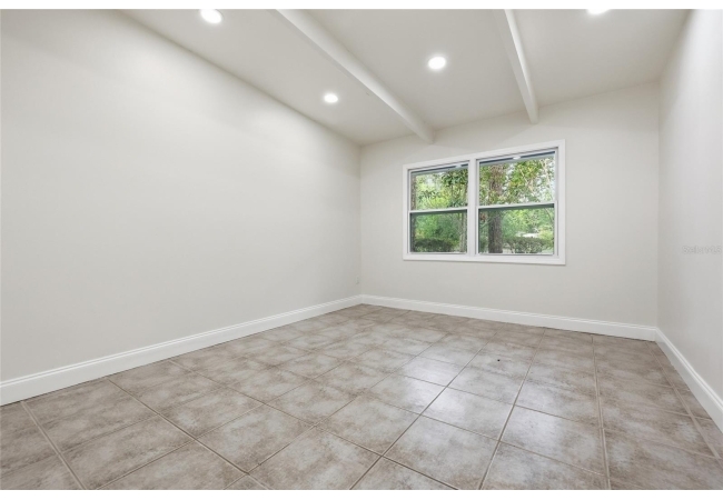3015 NE 13TH DR House photo 17
