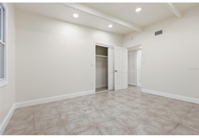 3015 NE 13TH DR House photo 18