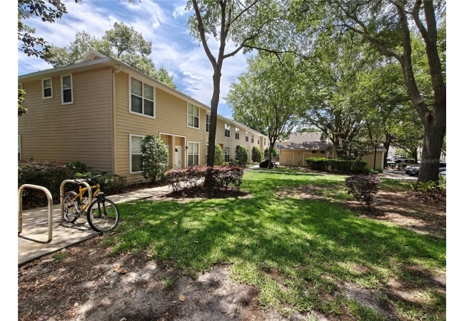 3521 SW 30TH WAY #104 Condo photo 4