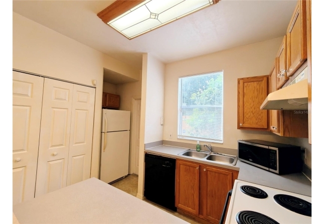 3521 SW 30TH WAY #104 Condo photo 13