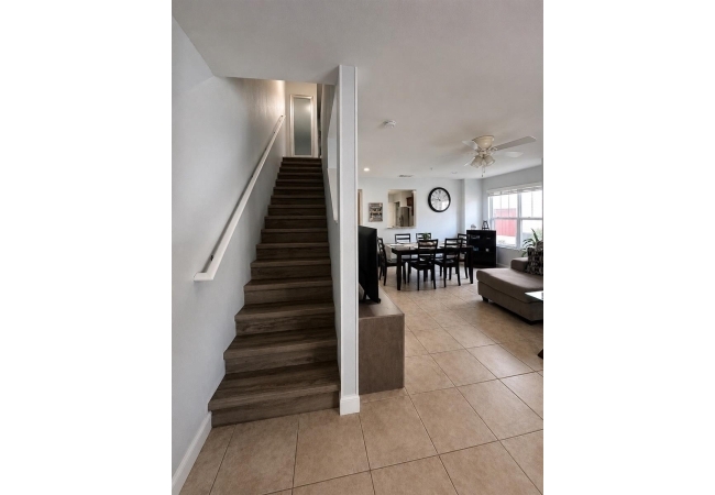 4663 SW 48TH DR #137 Condo photo 7