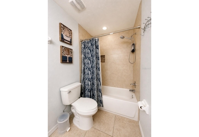 4663 SW 48TH DR #137 Condo photo 9