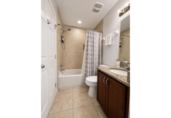 4663 SW 48TH DR #137 Condo photo 14