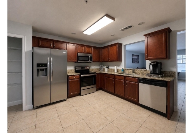4663 SW 48TH DR #137 Condo photo 17