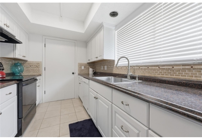 4109 NW 43RD TER #69 Condo photo 10