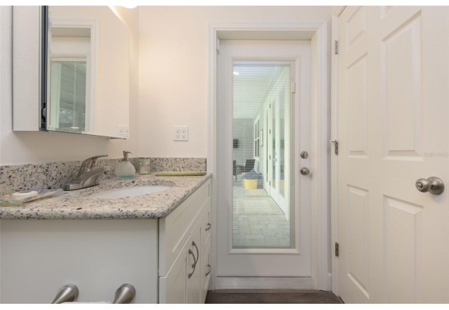 8180 NE 8TH PL House photo 24
