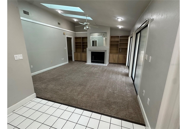 4722 SW 88TH DR House photo 12