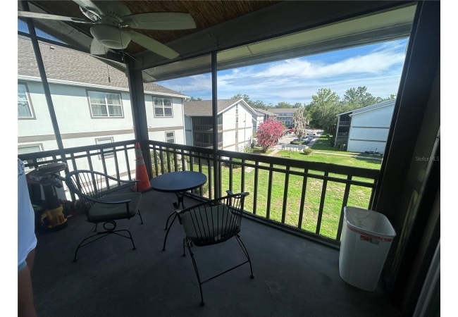 6519 W NEWBERRY RD #309 Condo photo 14