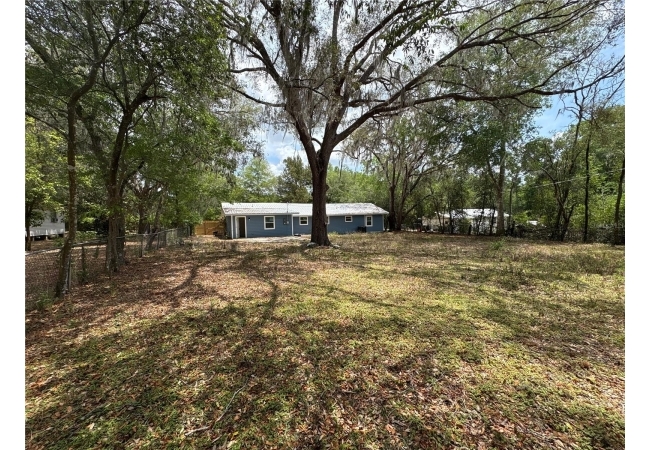 312 SE 49TH DR House photo 20