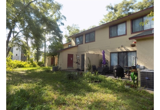 1110 SW 62 TER #A,B,C,D,E and F House photo 11