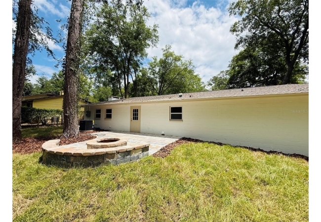900 NW 39TH DR House photo 19