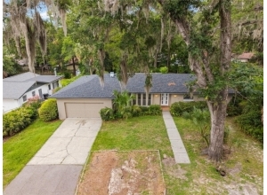 930 NW 37TH TER
