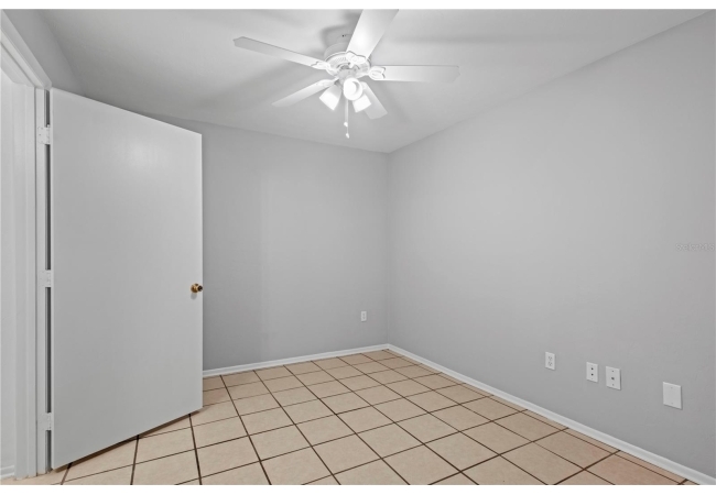 4000 SW 23RD ST #5-103 Condo photo 8