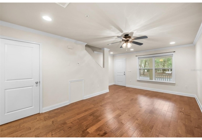 4605 SW 48TH DR #155 Condo photo 5