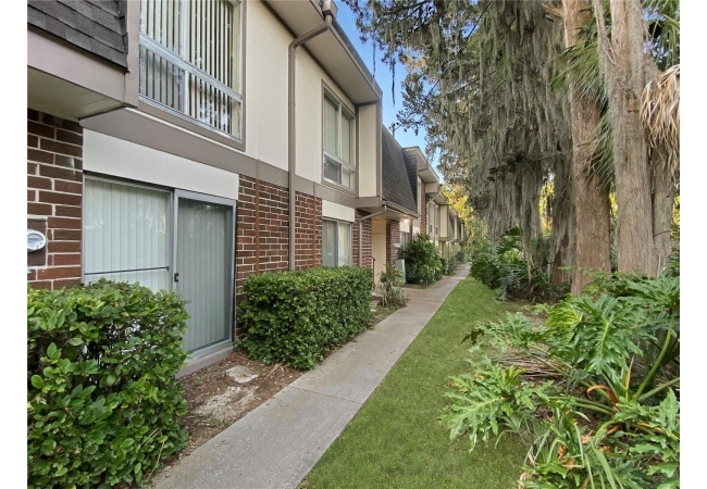 1700 SW 16TH CT #P6 Condo photo 3