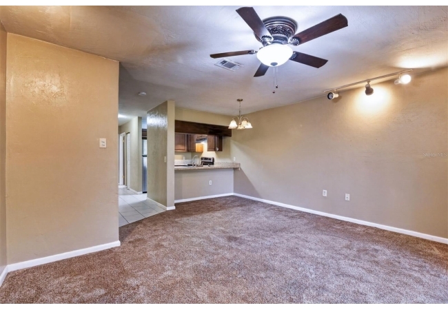 2735 SW 35TH PL #2004 Condo photo 9