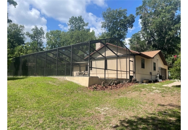 2421 NW 106TH DR House photo 12