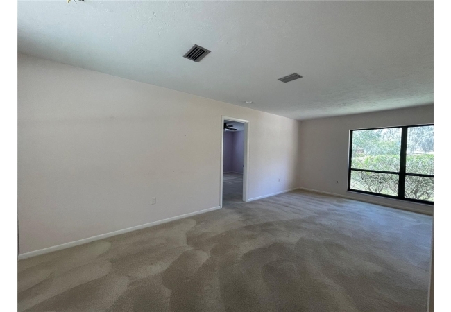2421 NW 106TH DR House photo 22