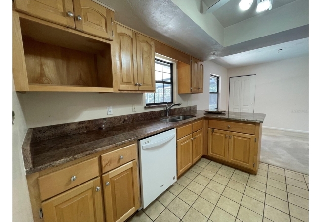 2421 NW 106TH DR House photo 28