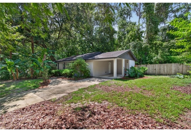 1515 NW 34TH PL House photo 3