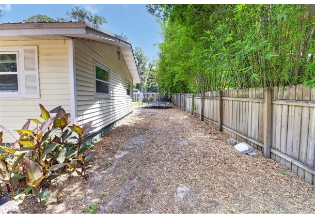 1822 SW 42ND AVE House photo 22