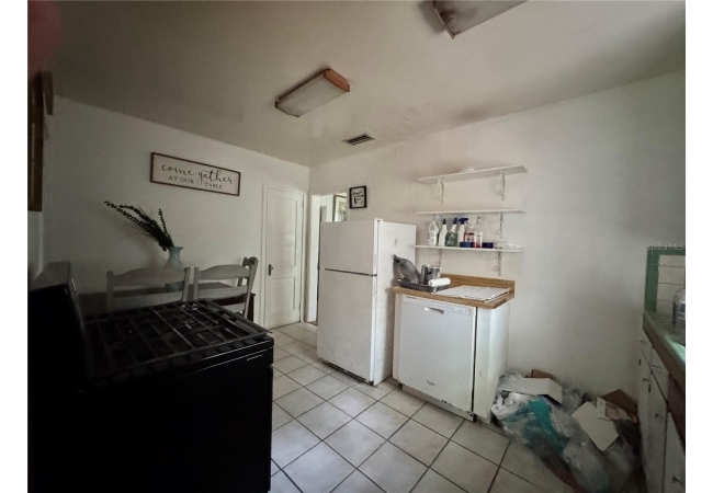 1119 NW 25TH AVE House photo 12