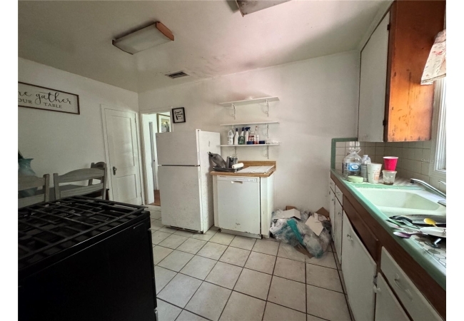 1119 NW 25TH AVE House photo 13