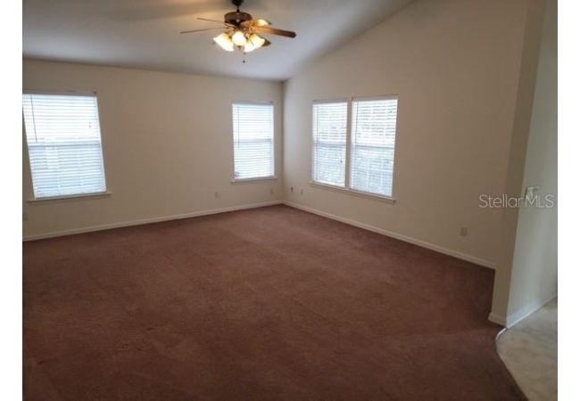 2916 SW 40TH PL House photo 4